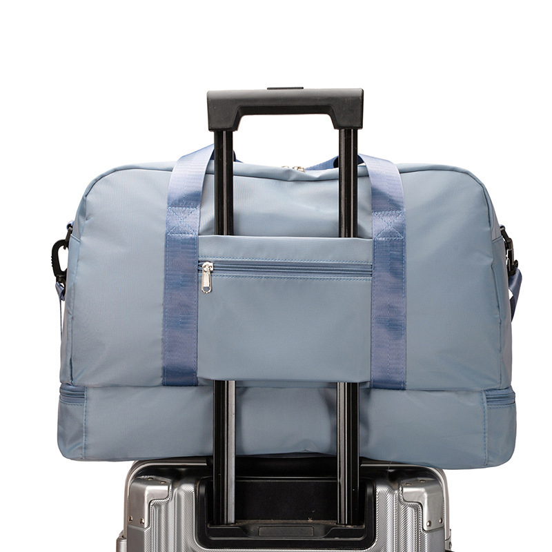Large Capacity Travel Duffel Bag1