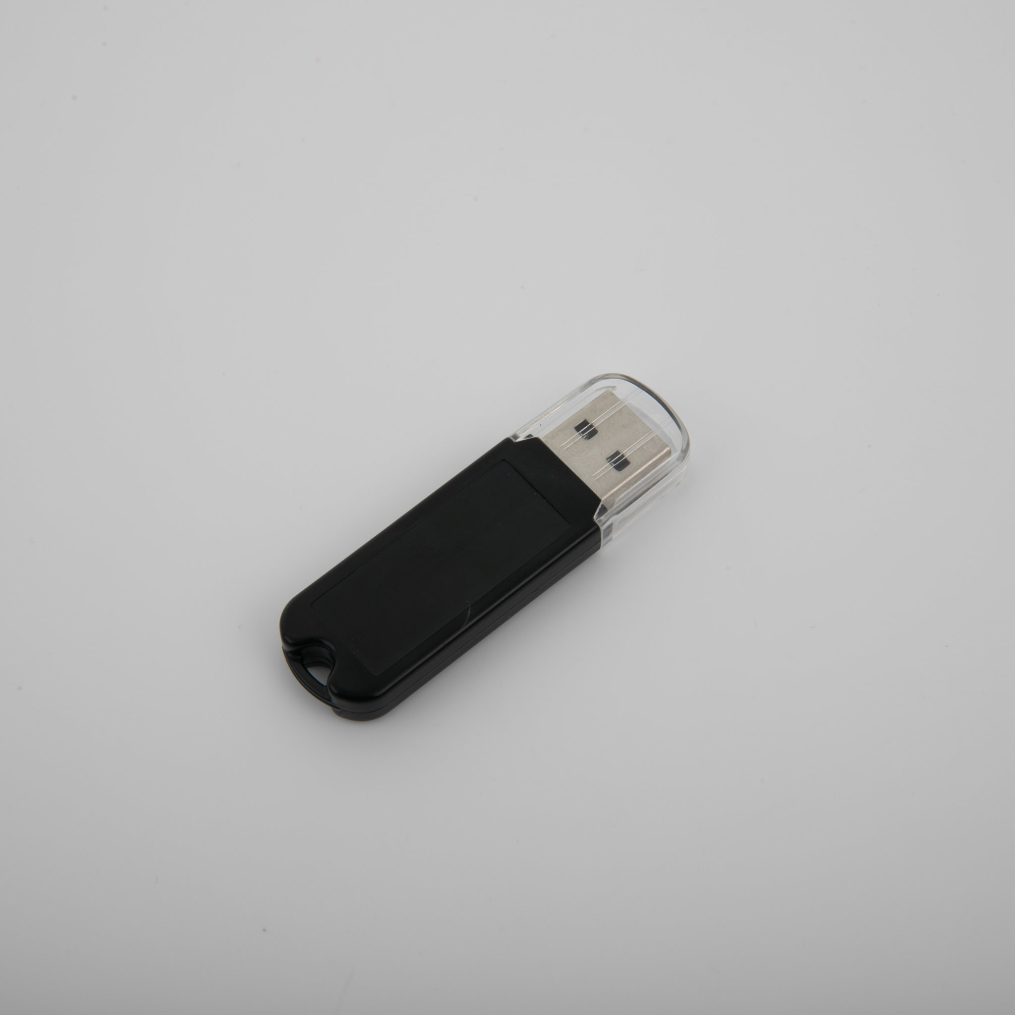 2GB USB Flash Drive With Keyring Hole3