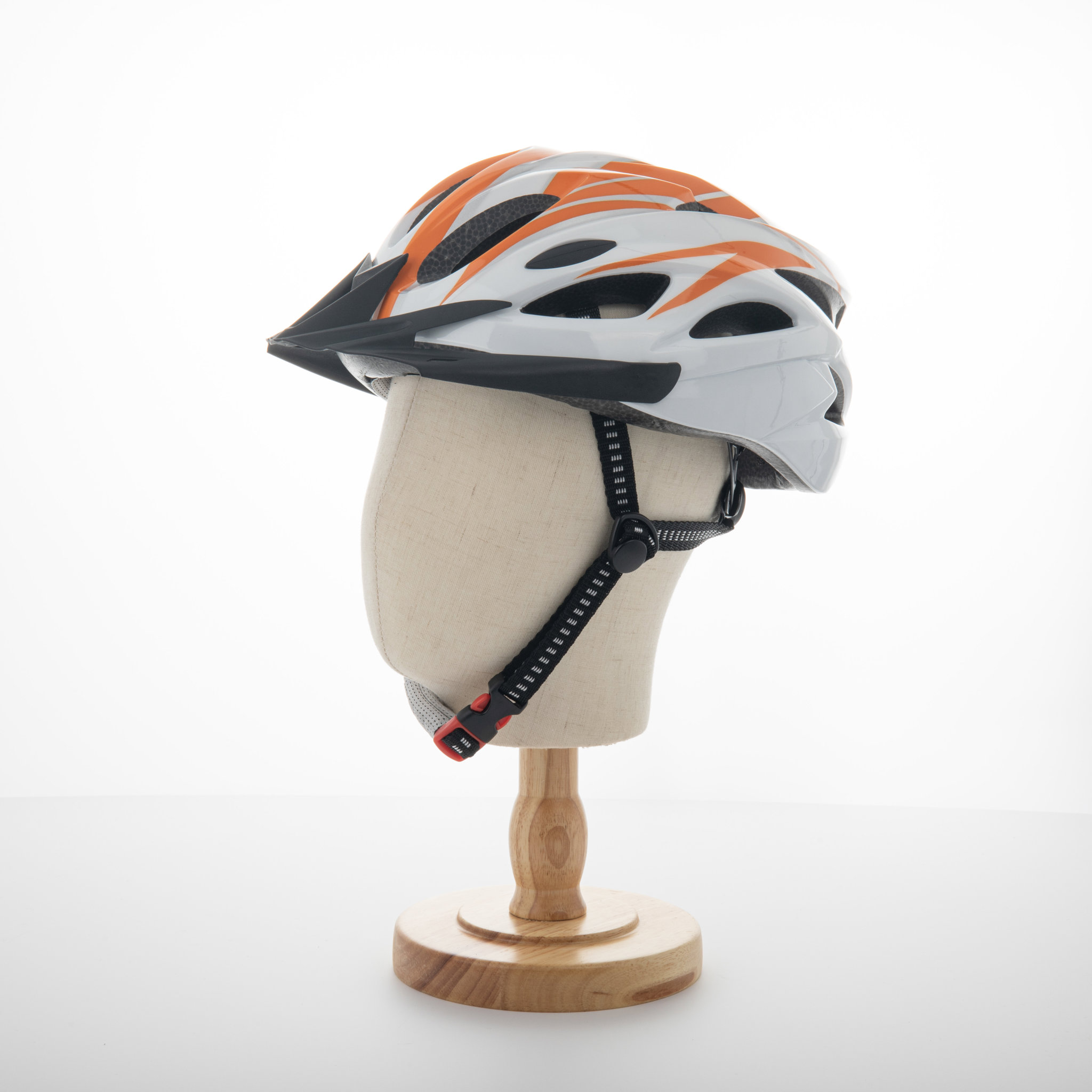 Adjustable CE Certified Cycling Helmet2