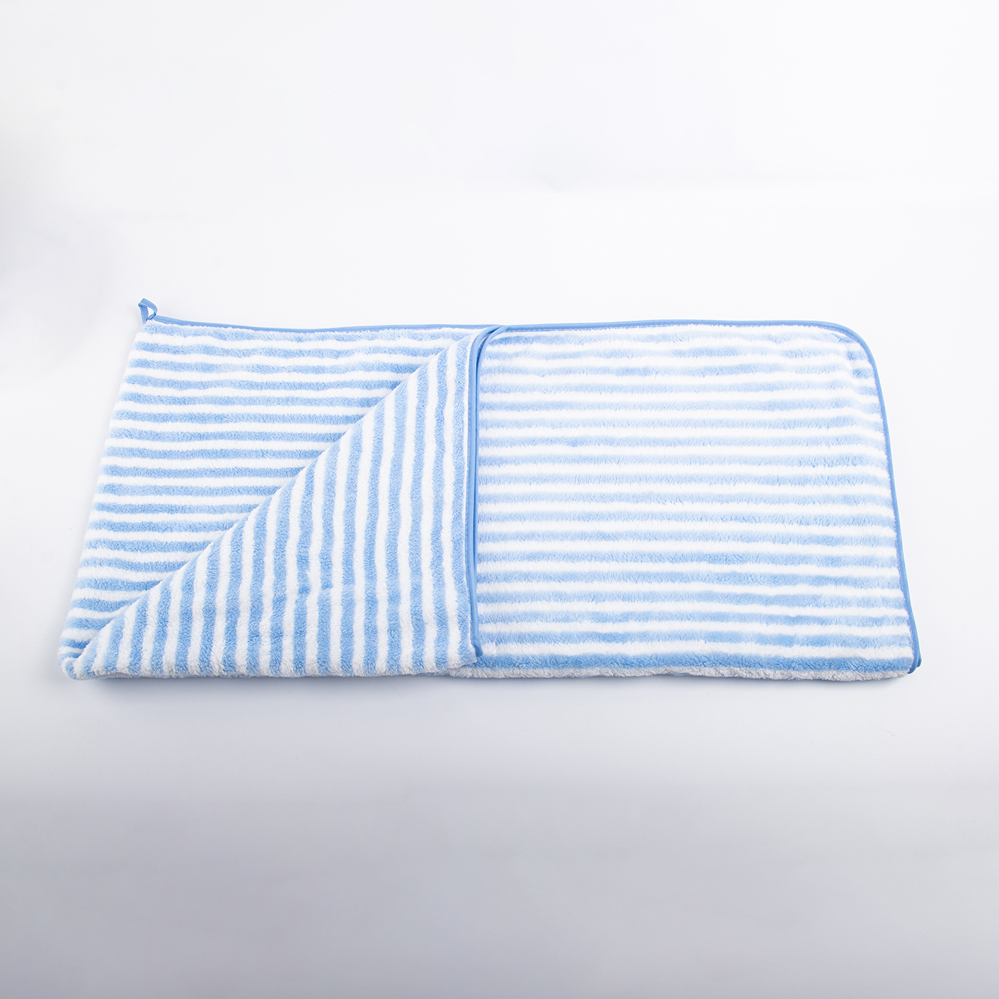 Coral Fleece Striped Bath Towel2