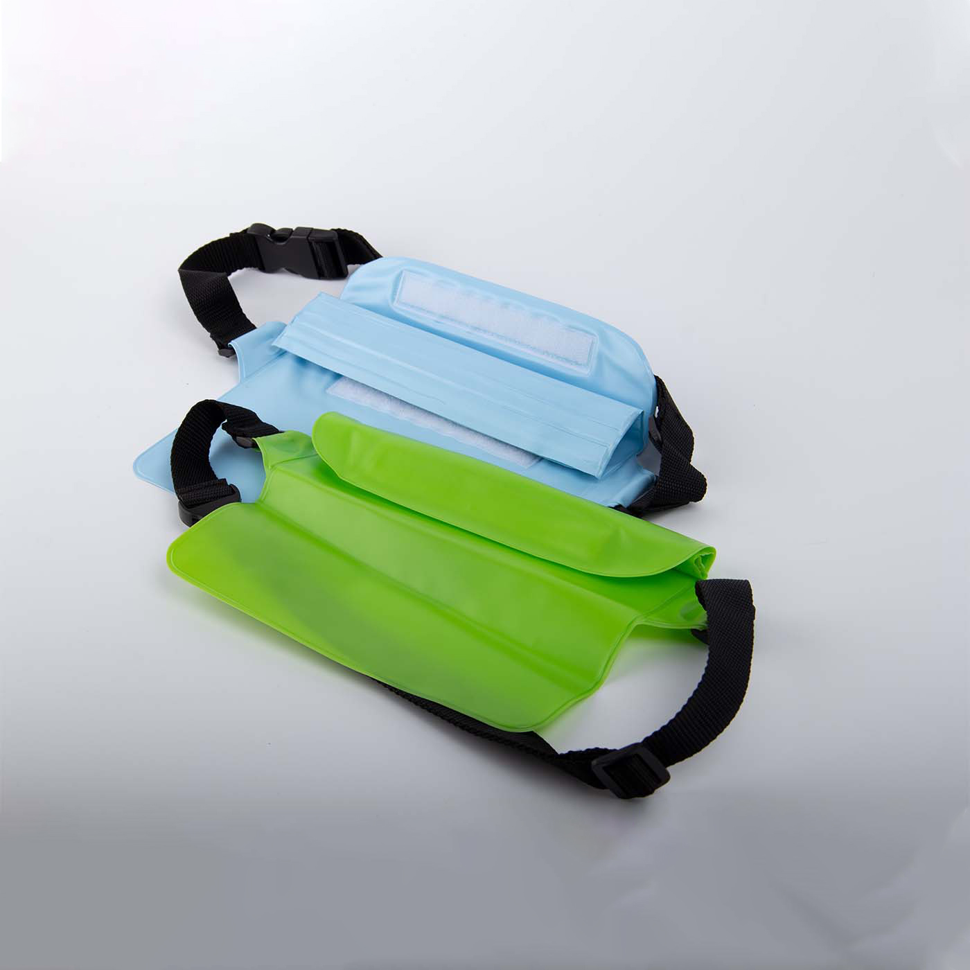 Waterproof Pouch With Waist Strap2