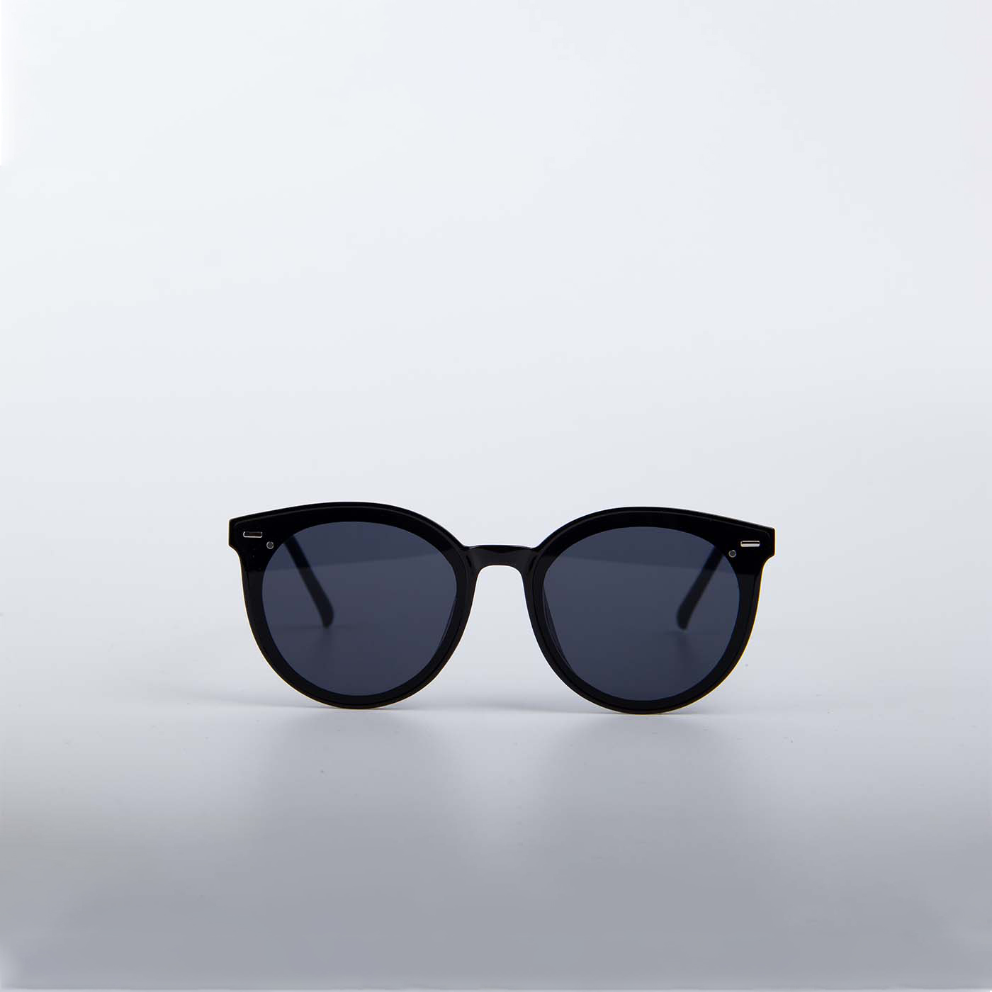 Custom Classic Polarized Sunglasses3