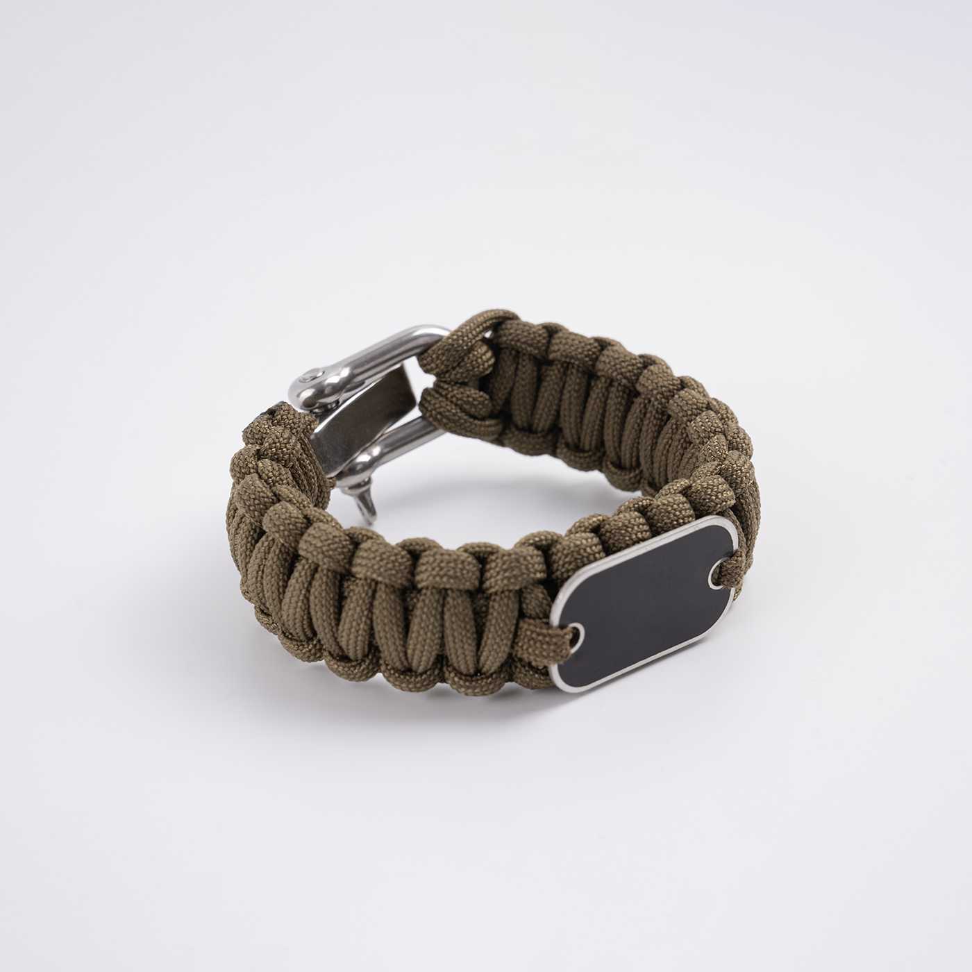 Paracord Survival Bracelet With Nameplate4