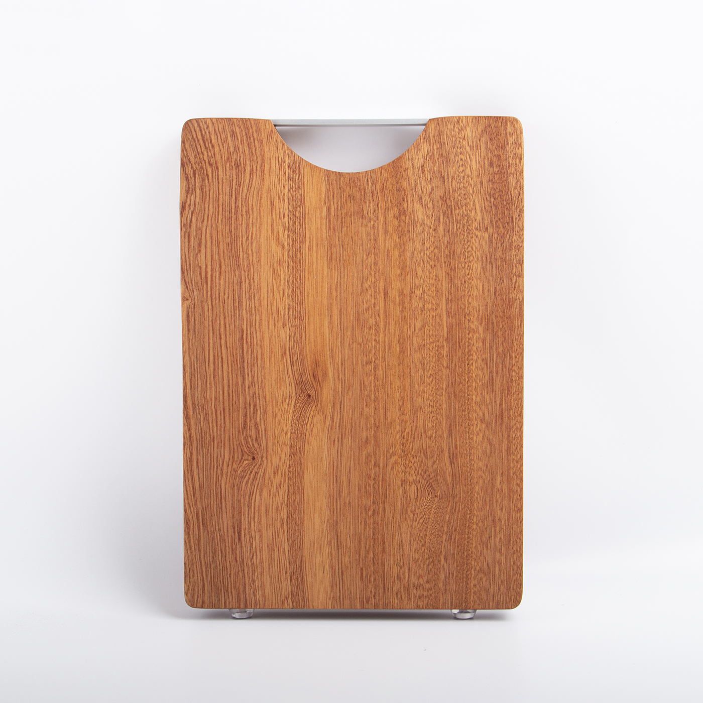 Wooden Cutting Board With Stainless Steel Handle2