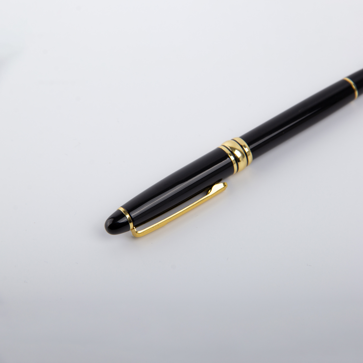 Classic Luxury Personalized Metal Gel Pen With Cap4