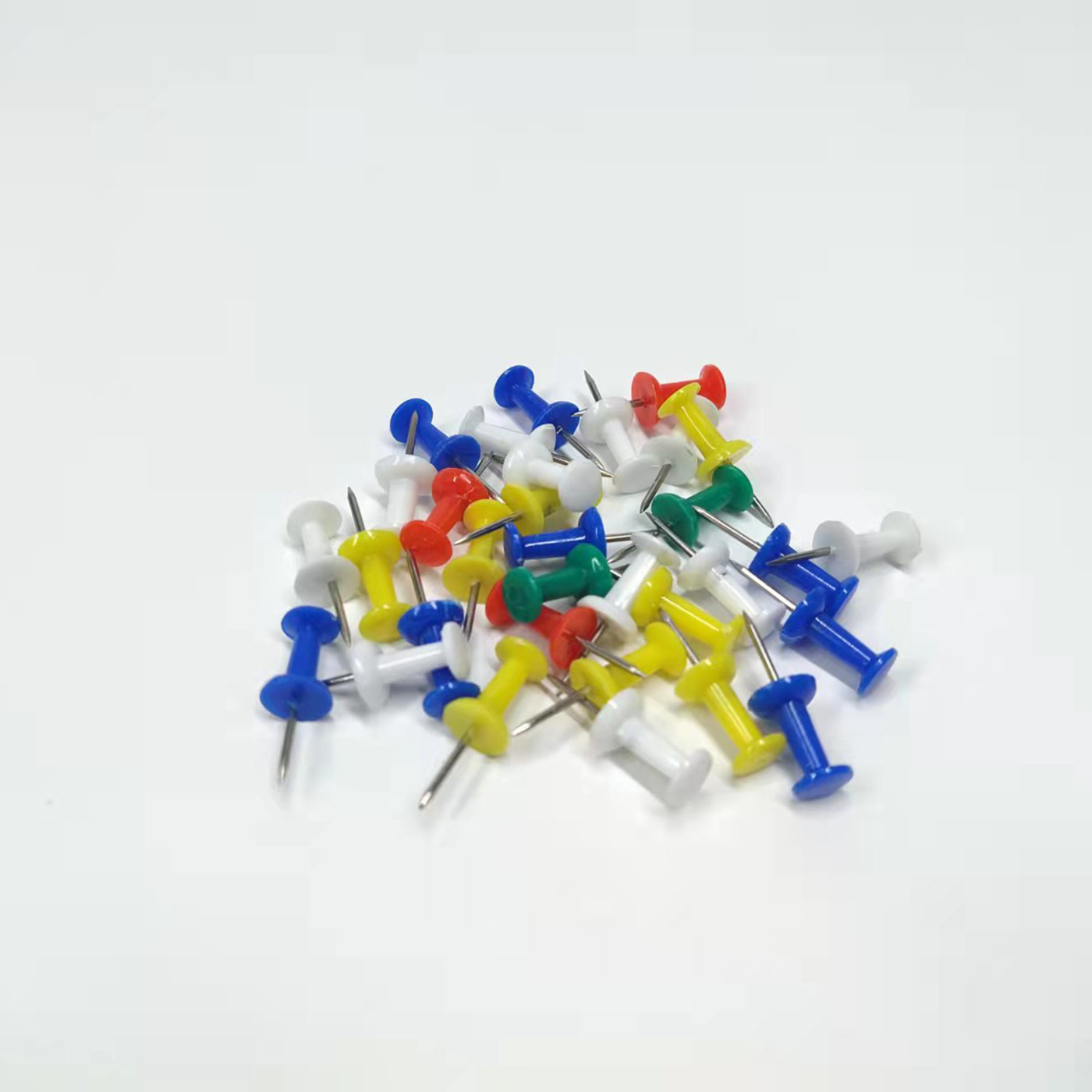Plastic Color Push Pins2