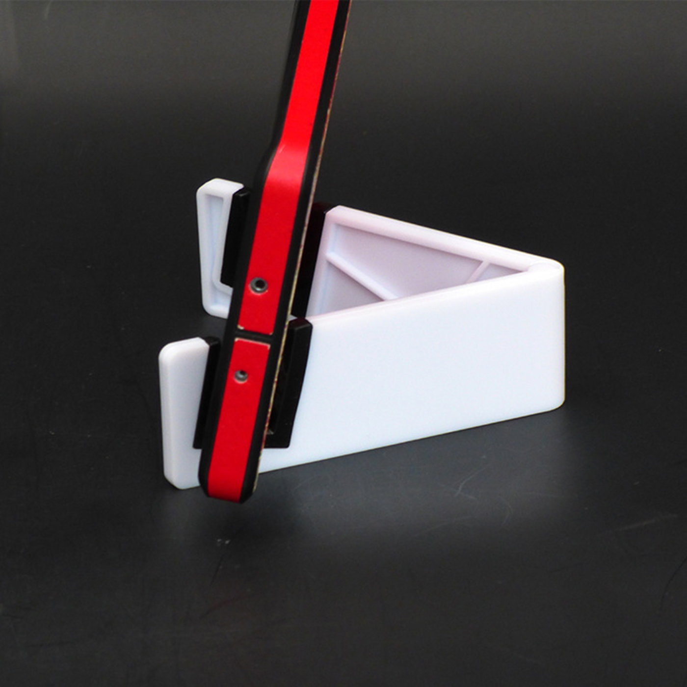 V-Shaped Mobile Phone Holder2