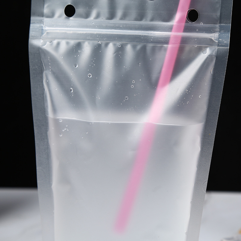 Disposable Drink Pouch WIth Straw3