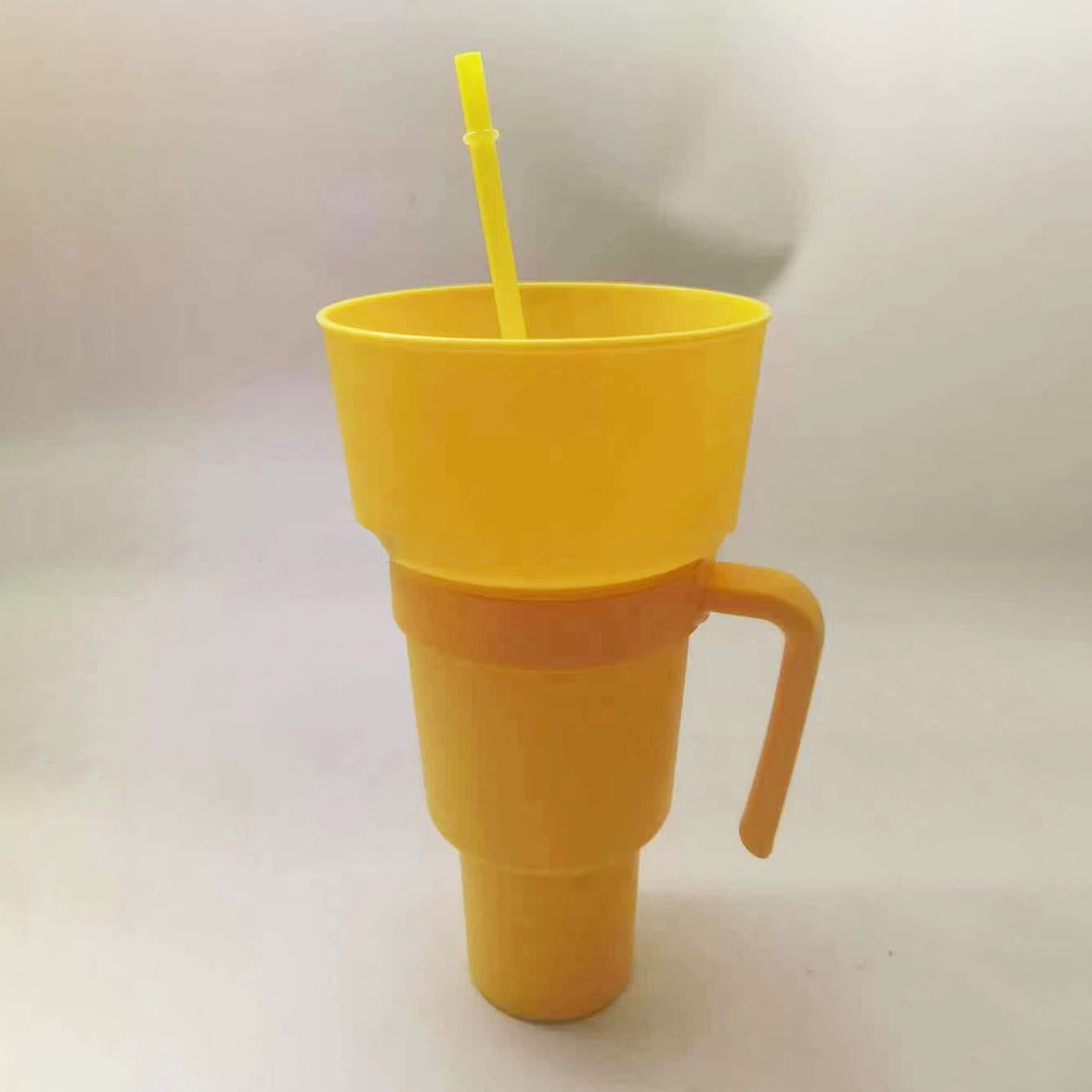 Stadium Tumbler With Snack Bowl2