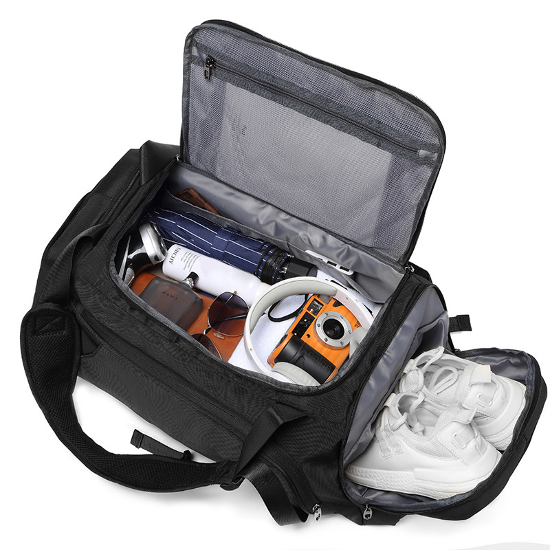 Large Capacity Travel Duffel Bag2