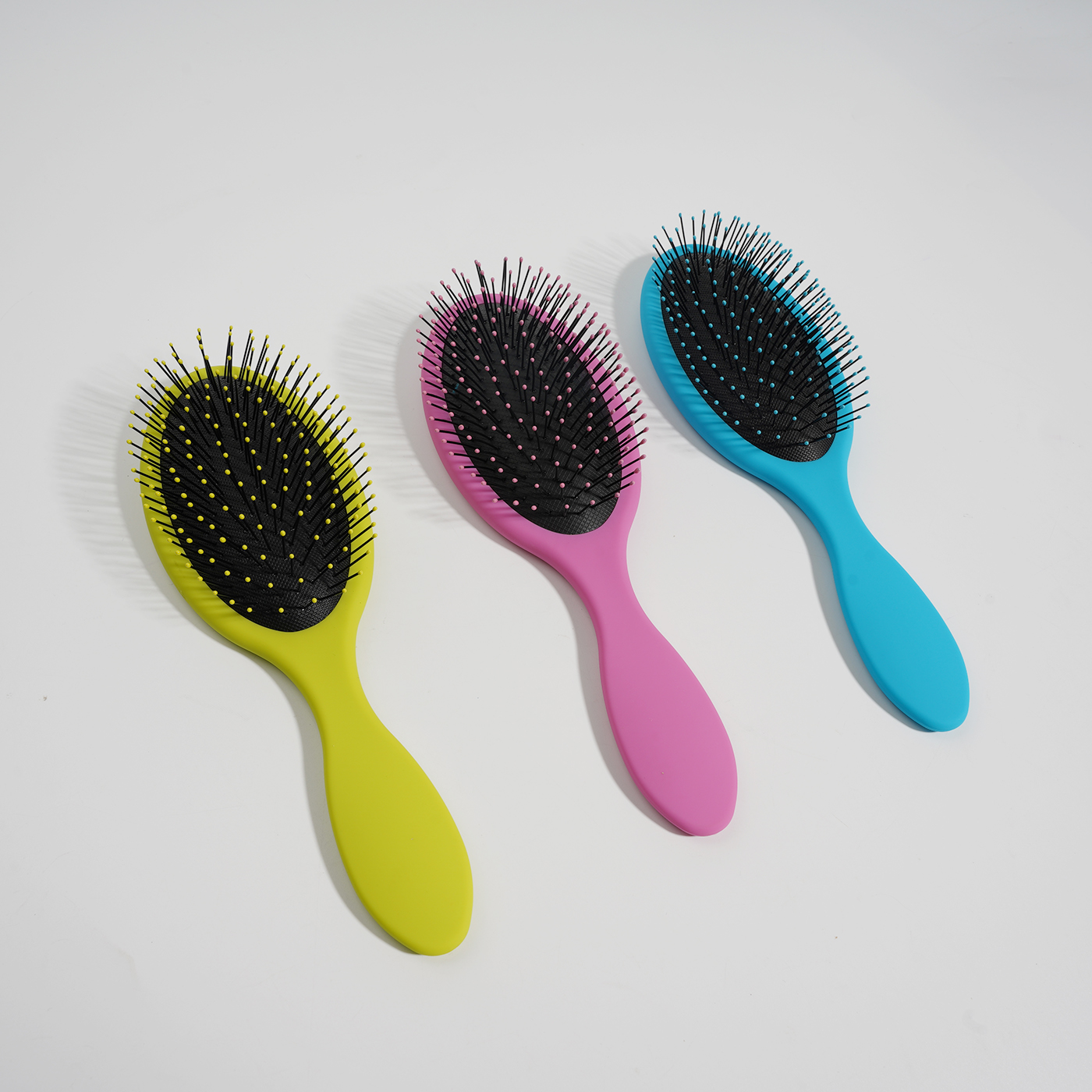 Custom Care Wet Hair Brush3