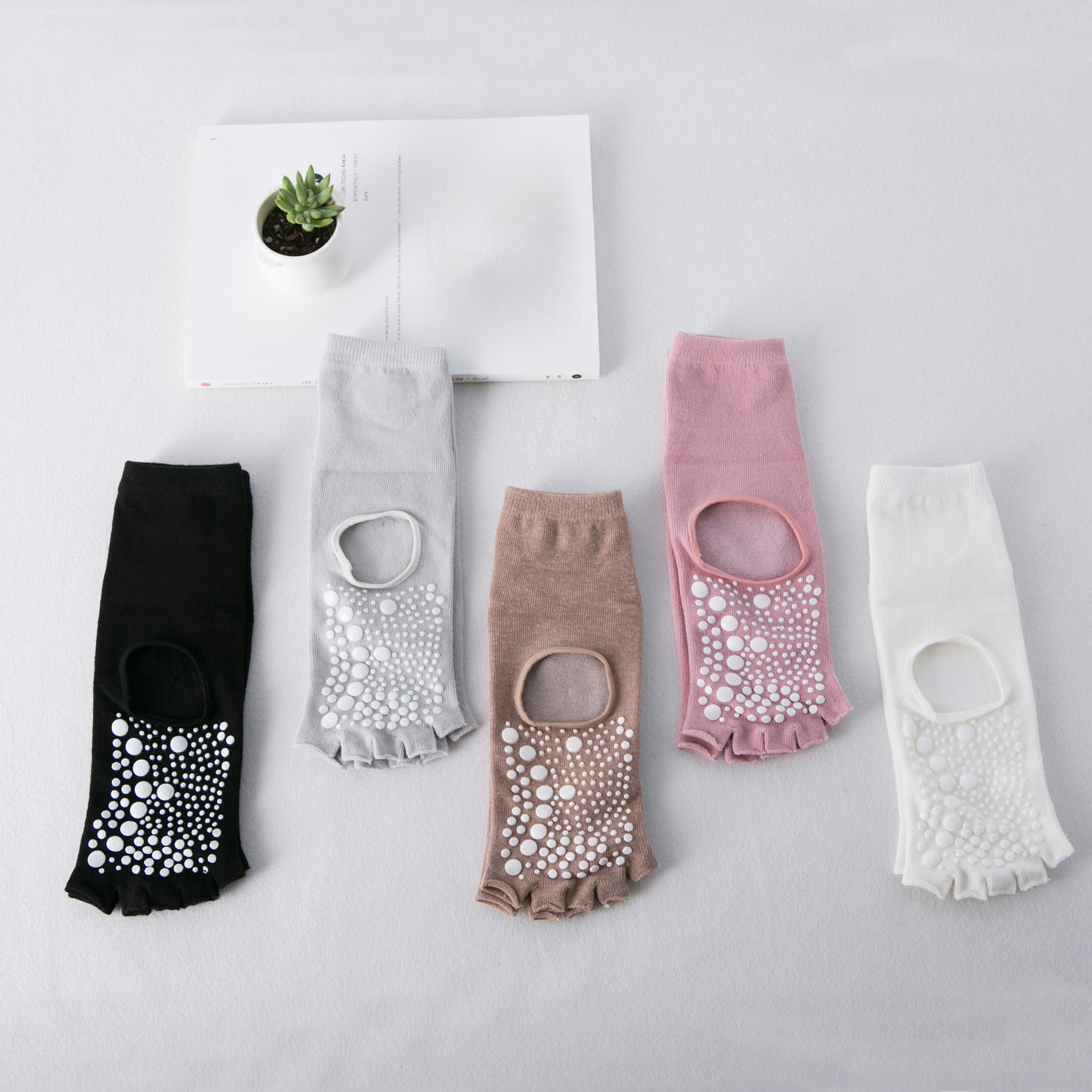 Cotton Toeless Yoga Socks2