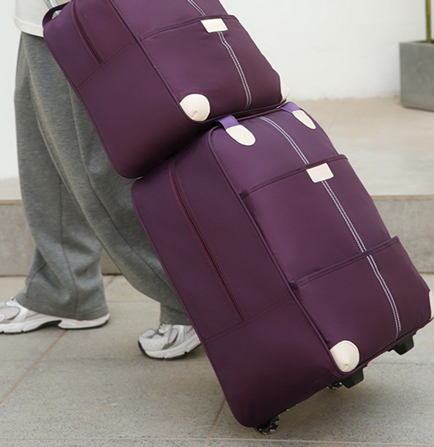 2 Piece Lightweight Suitcase Set2