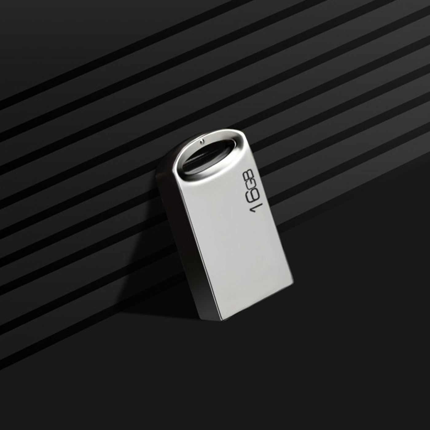 16 GB Metal USB Flash Drive3