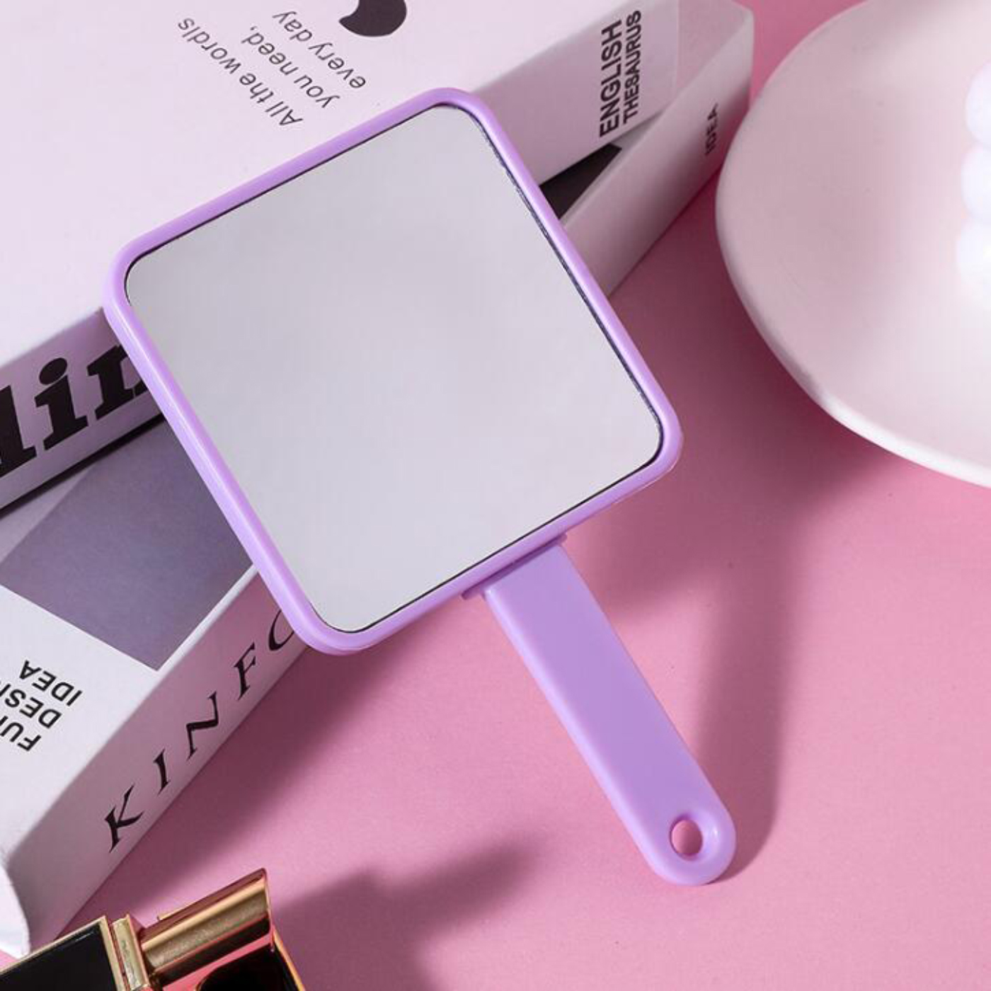 Handheld Makeup Mirror3