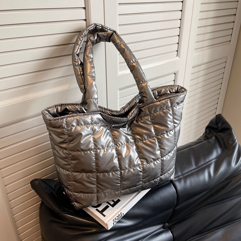 Large Quilted Tote Bag2