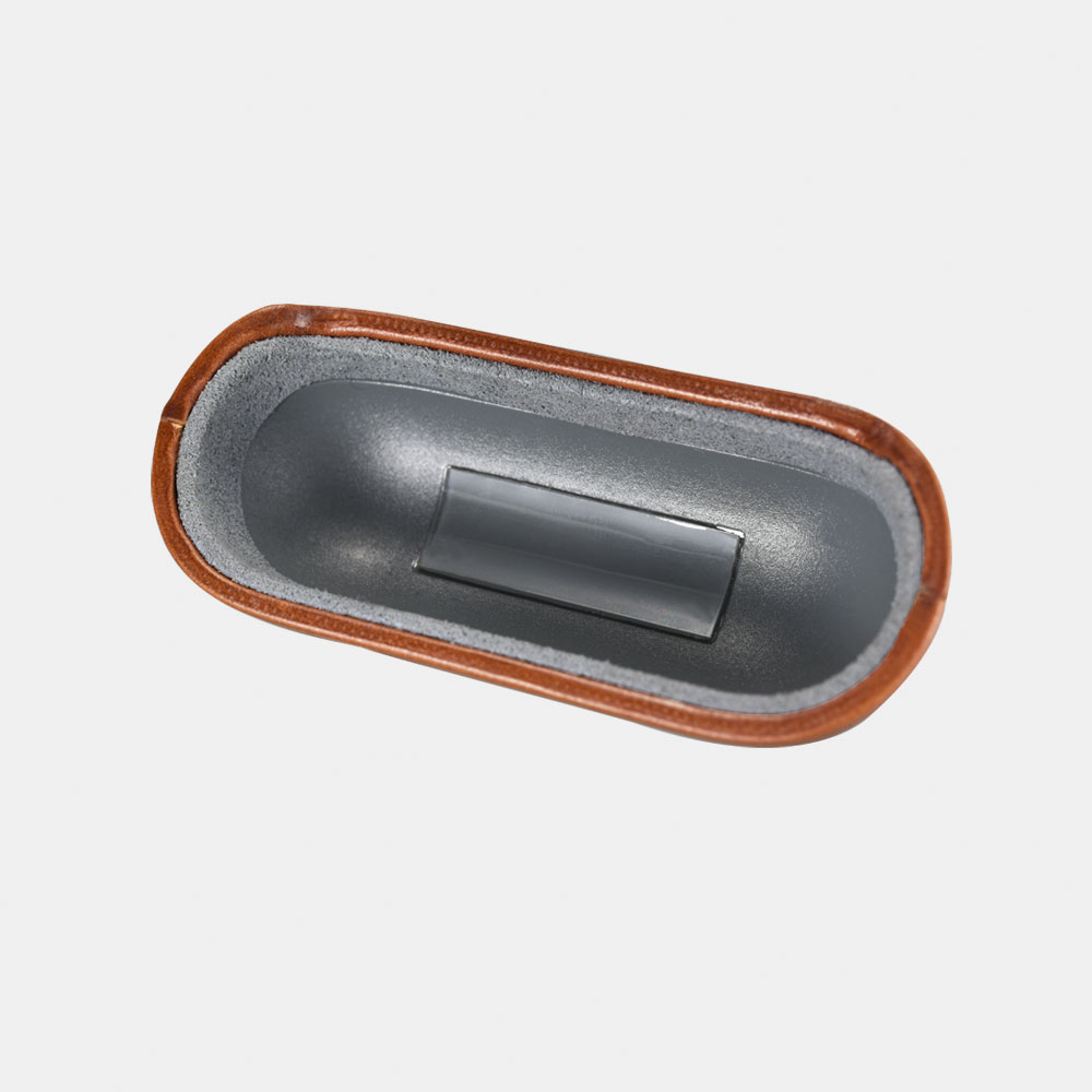 Leather Ear Pod Case1