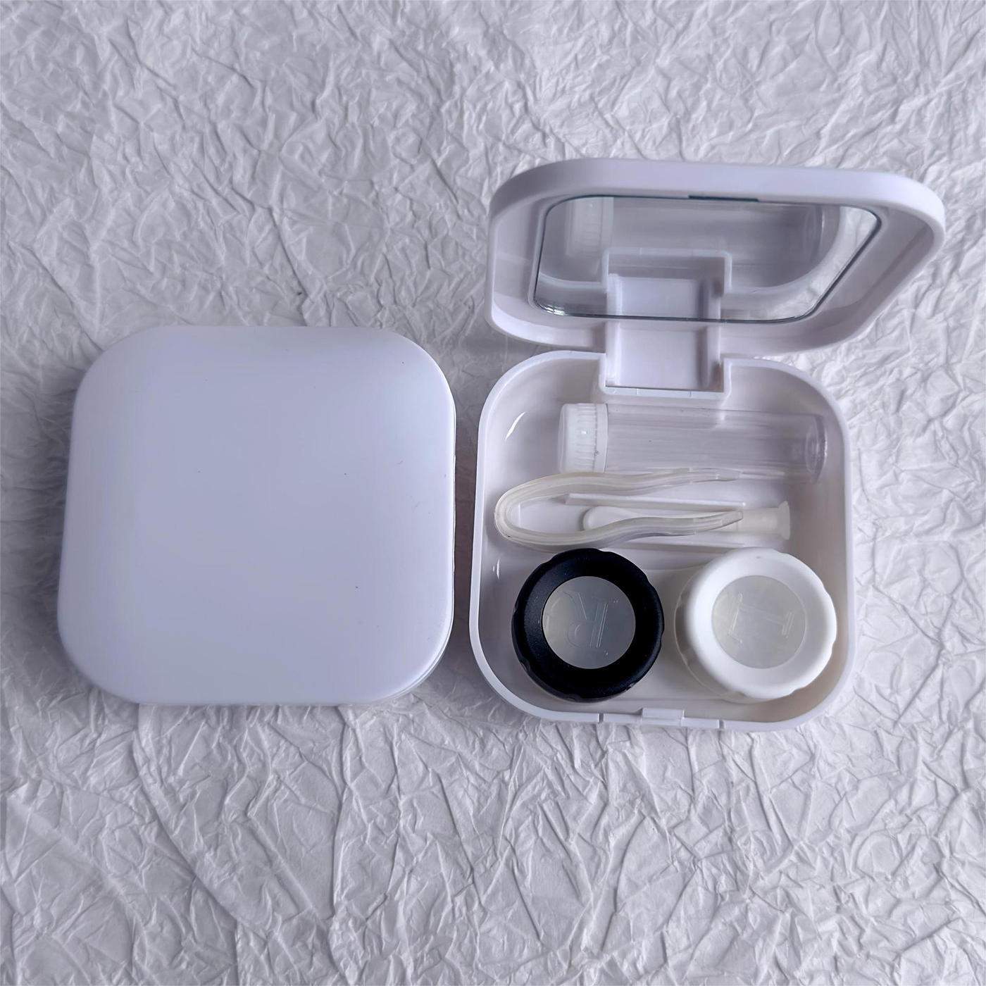 Portable Contact Lens Case2